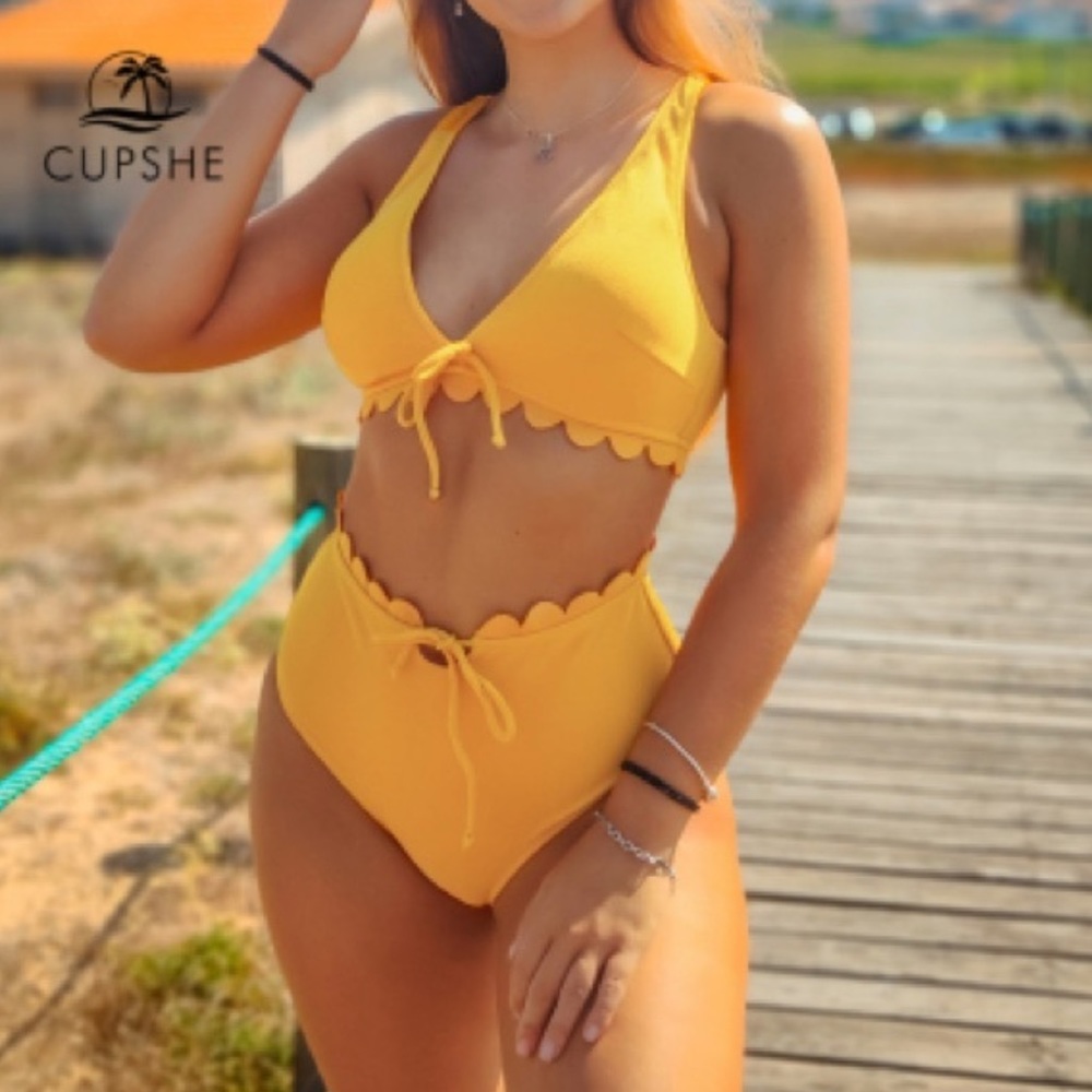 NWT Cupshe Sexy Yellow Tie-Front Scalloped High Waisted Bikini Set